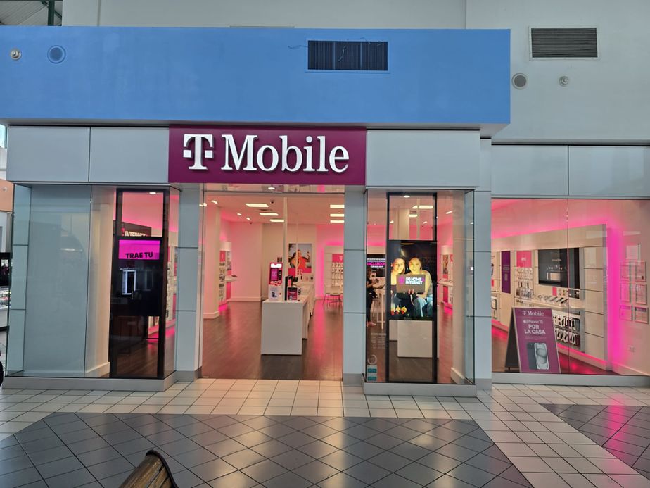 Exterior photo of T-Mobile Store at Centro Gran Caribe, Vega Alta, PR