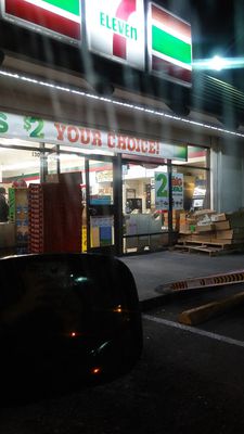 Image gallery for 7-Eleven