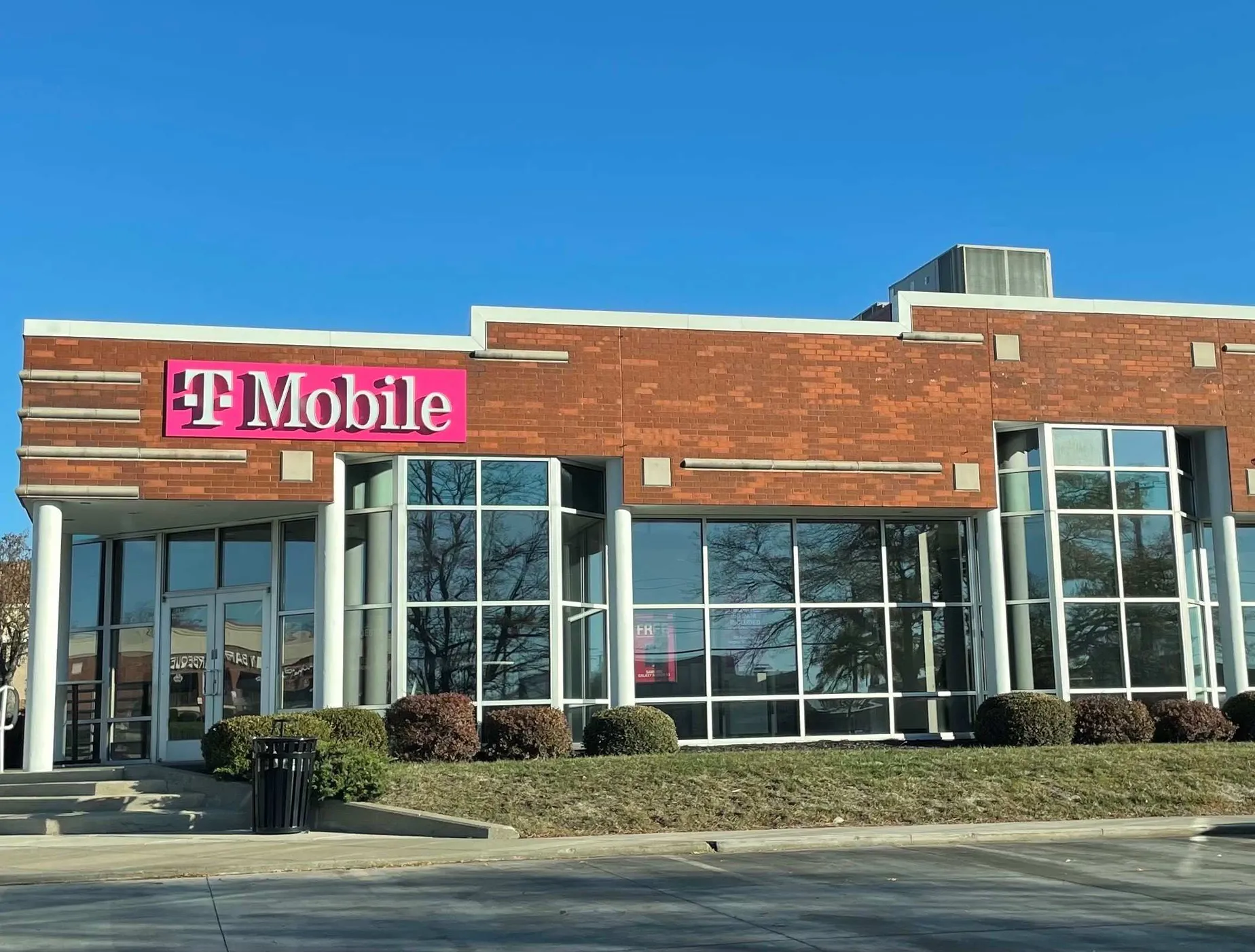TMobile W 95th St & Quivira Rd Overland Park, KS