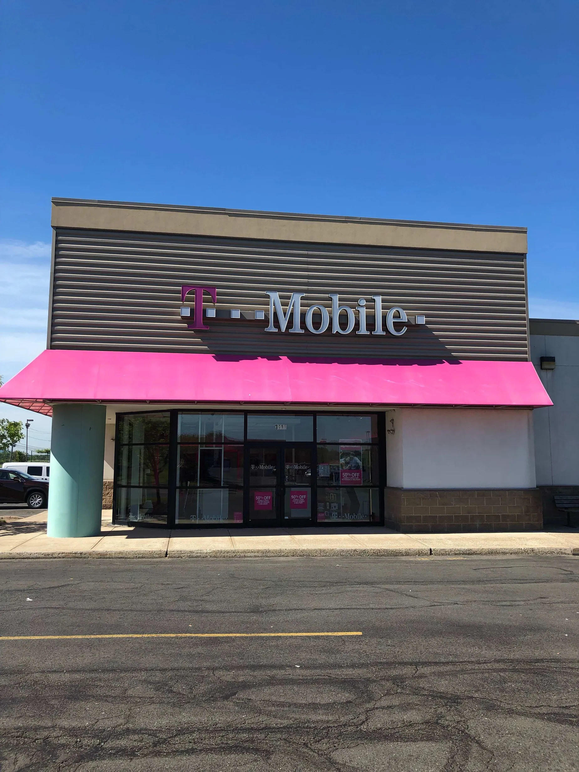 TMobile Berlin Turnpike Newington, CT