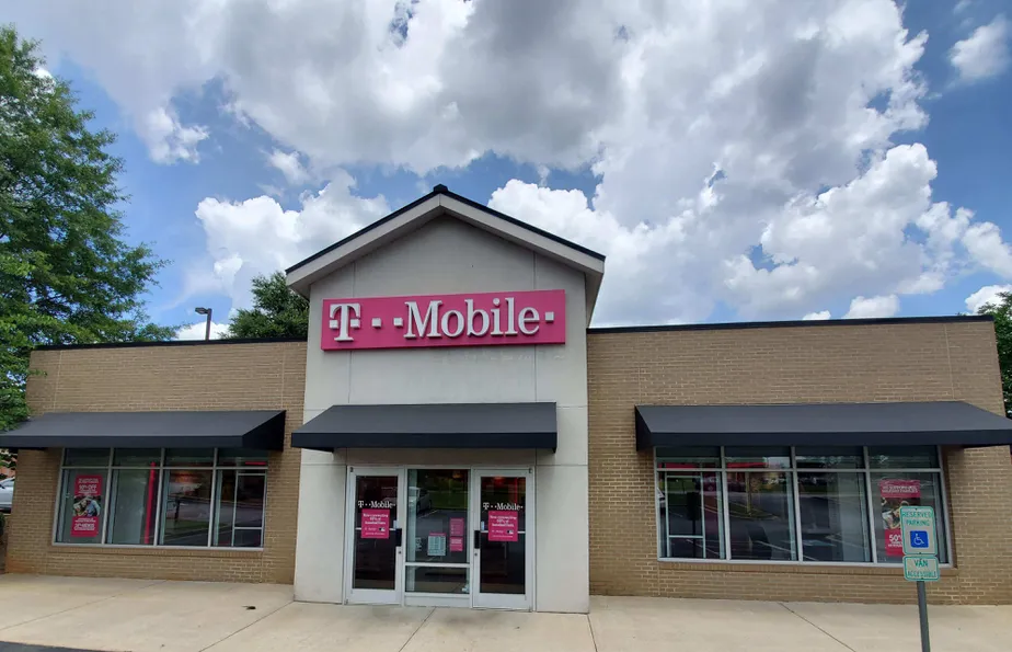 Exterior photo of T-Mobile store at Congaree, Greenville, SC
