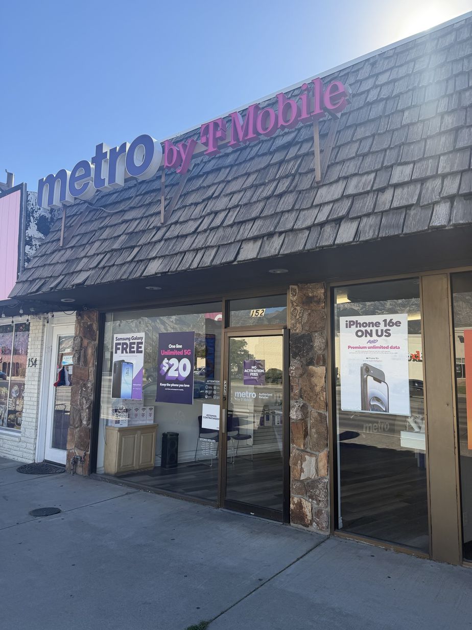 Metro by T-Mobile 152 S State St - 152 S State St 