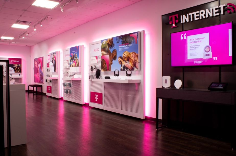  Interior photo of T-Mobile Store at Plaza Way & Milton, Flagstaff, AZ 