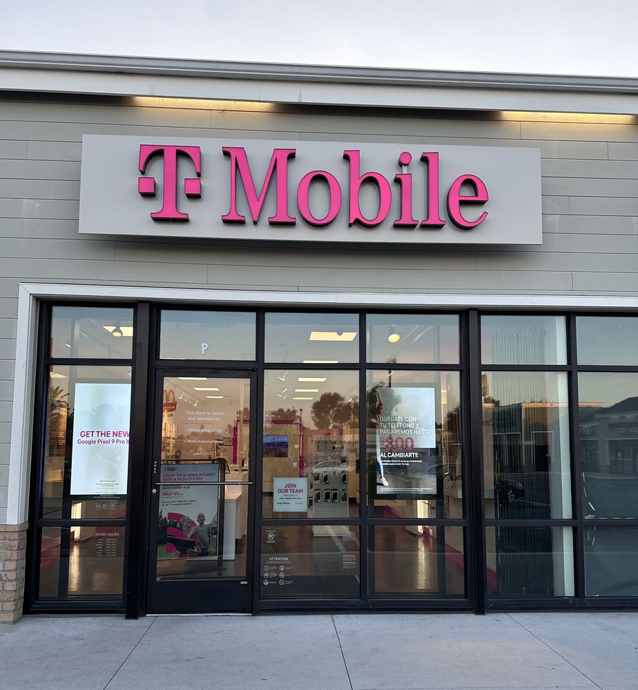 Exterior photo of T-Mobile Store at Grove Plaza, National City, CA