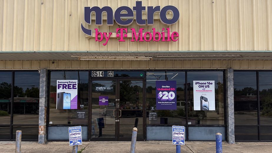 Metro by T-Mobile 8514 C E King Pkwy - 8514 C E King Pkwy 