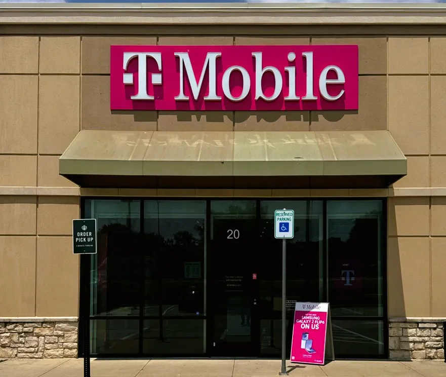  Exterior photo of T-Mobile Store at Highway 380 & N Custer Rd, Prosper, TX 