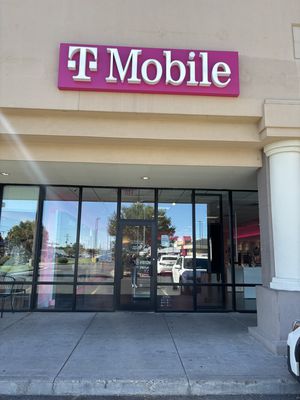 T-Mobile Authorized Retailer