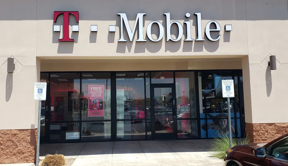 Exterior photo of T-Mobile store at Power & Mcdowell, Mesa, AZ