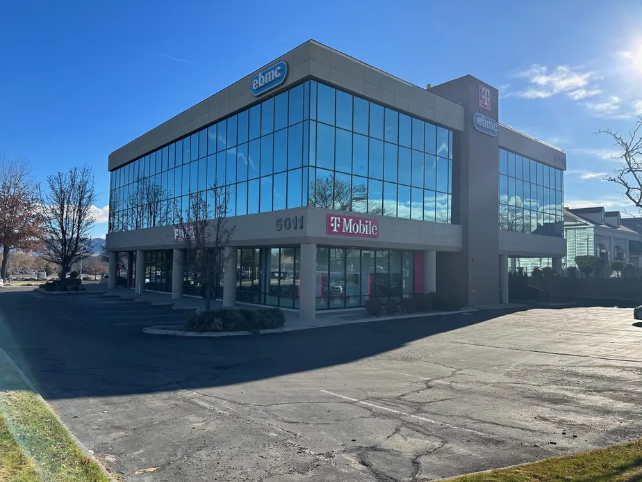  Exterior photo of T-Mobile Store at Meadowood Mall, Reno, NV 