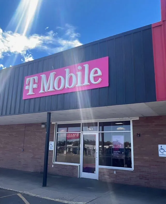  Exterior photo of T-Mobile Store at Fremont Dr & N 19th St, Canon City, CO 