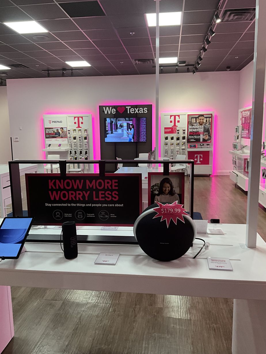 Interior photo of T-Mobile Store at Grapevine Mills - South Ent, Grapevine, TX
