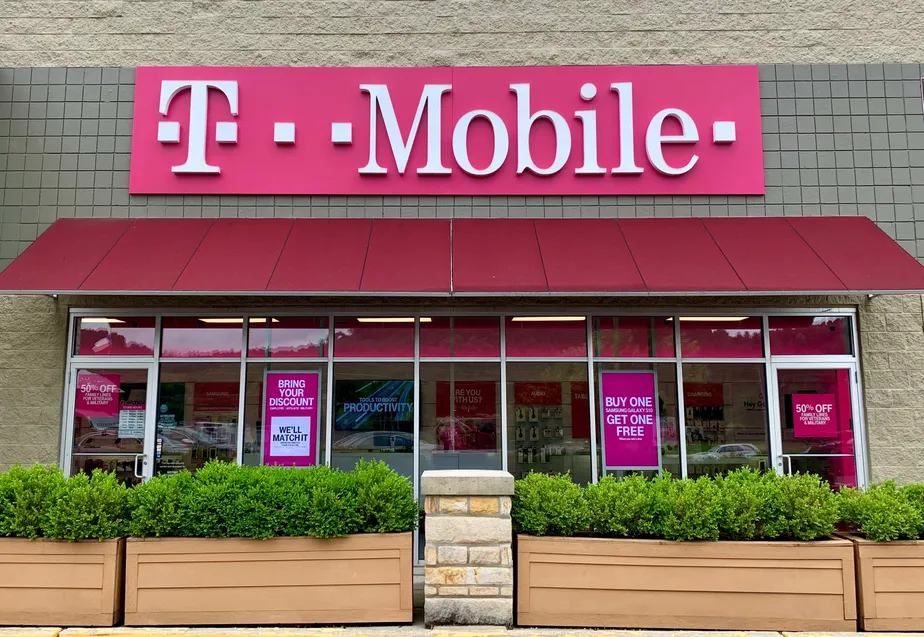 Exterior photo of T-Mobile store at E State St & Rt 33, Athens, OH