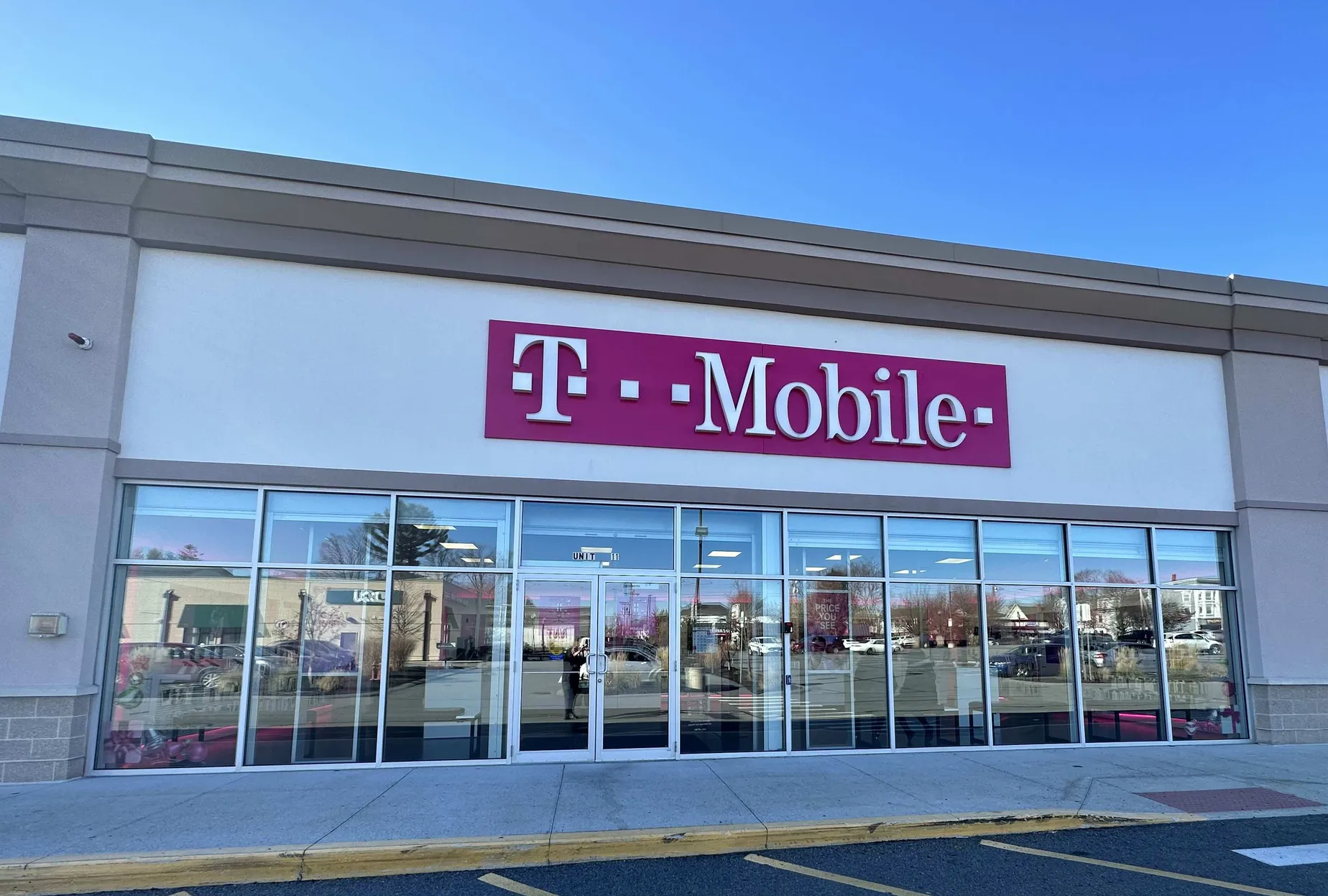 TMobile Broadway Crossing Methuen, MA