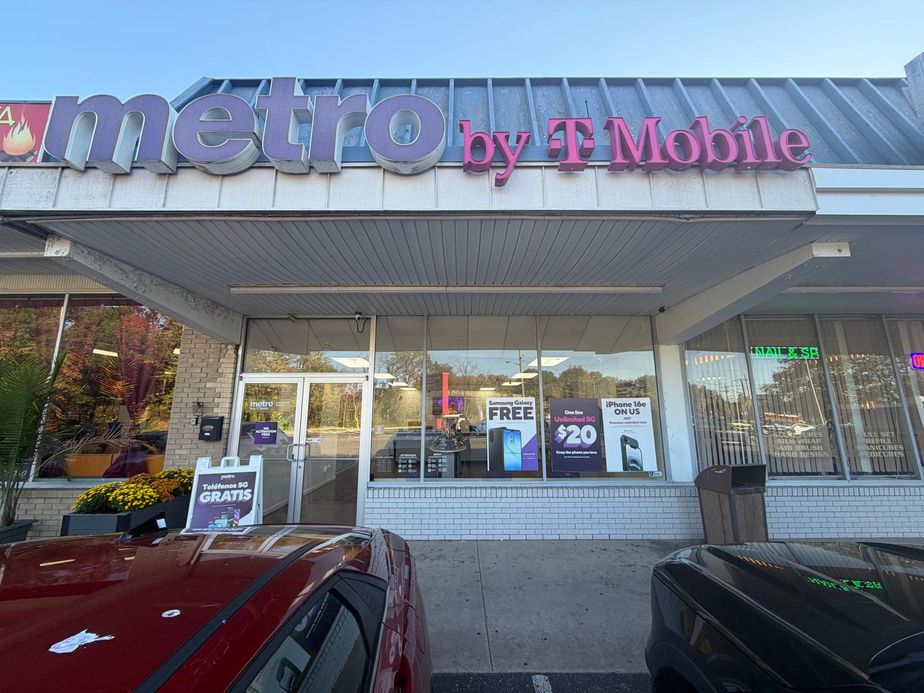 Metro by T-Mobile 29 W White Horse Pike - 29 W White Horse Pike 