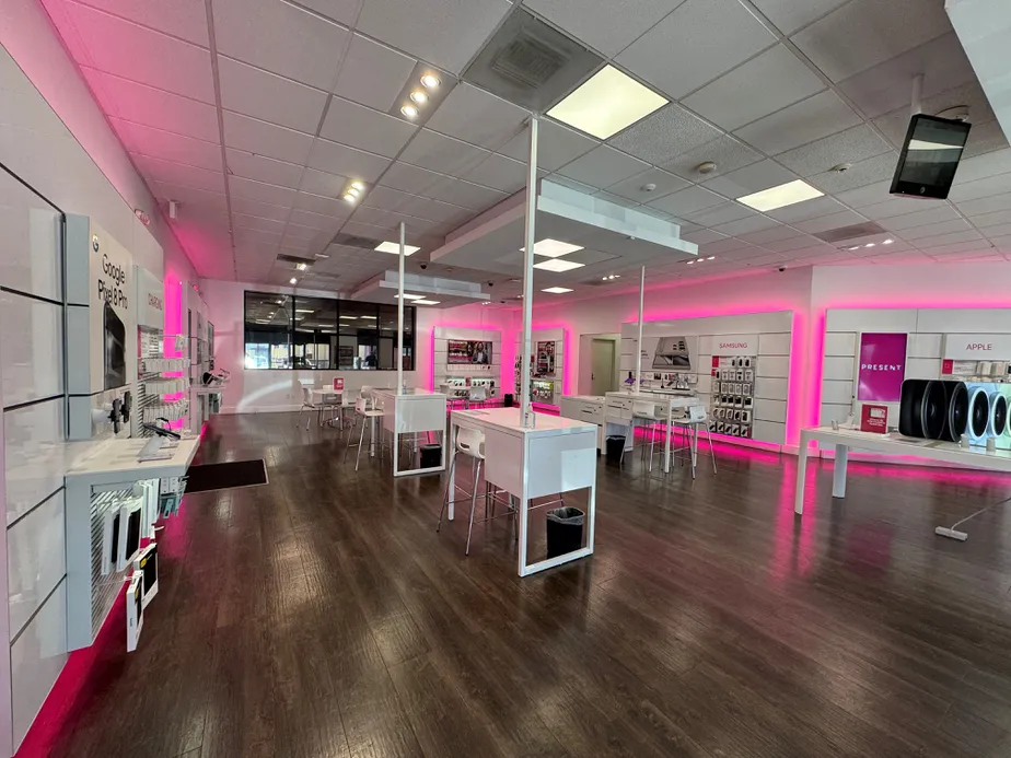  Interior photo of T-Mobile Store at Sepulveda & Nordhoff, North Hills, CA 