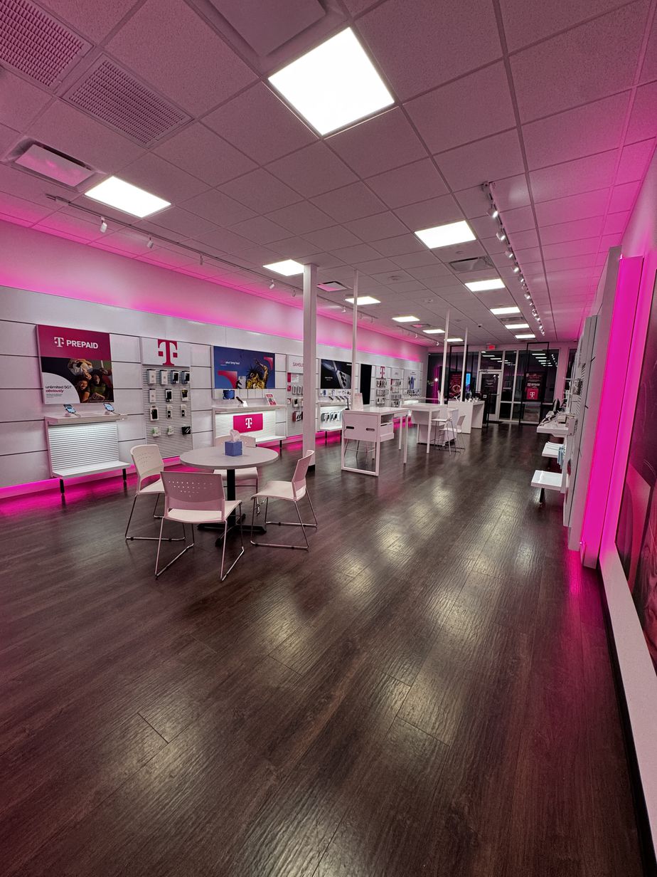Interior photo of T-Mobile Store at Mont Belvieu Crossing, Mont Belvieu, TX