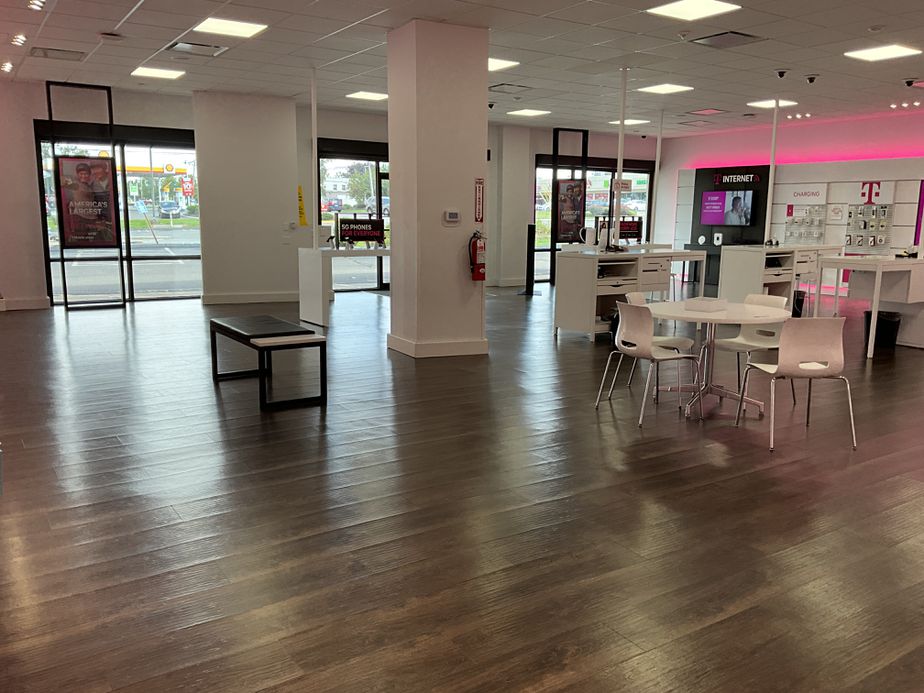 Interior photo of T-Mobile Store at Boston Post Rd, Orange, CT