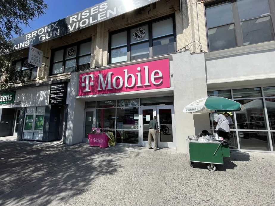  Exterior photo of T-Mobile Store at Fordham Rd & Jerome Ave, Bronx, NY 