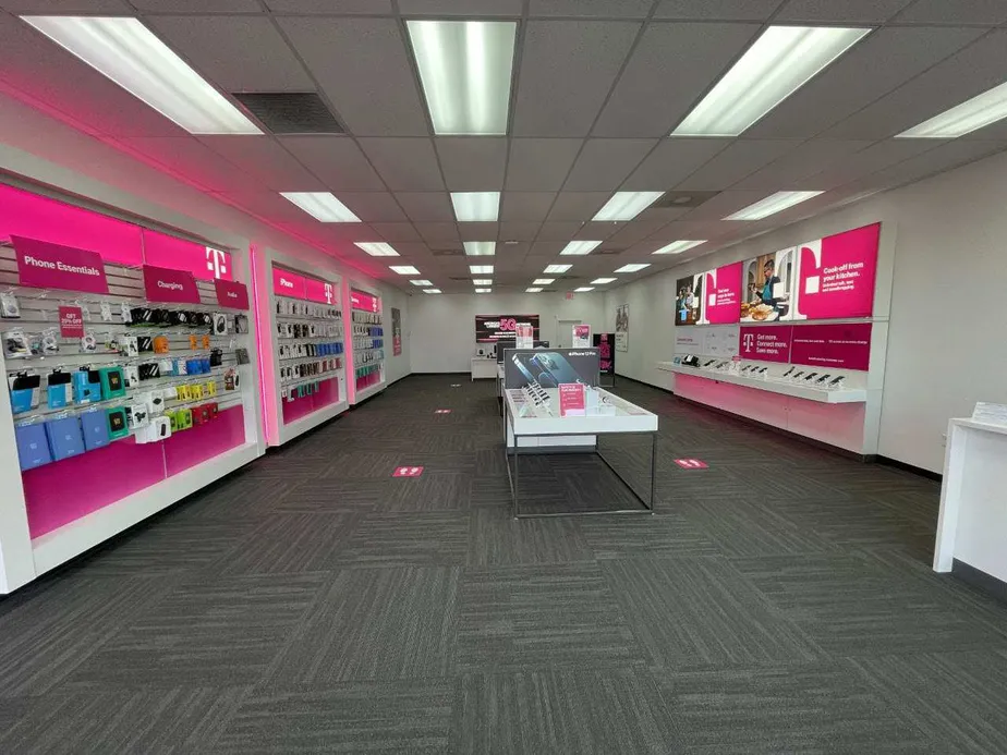 Interior photo of T-Mobile Store at N 12th St & Arcadia Cir, Murray, KY