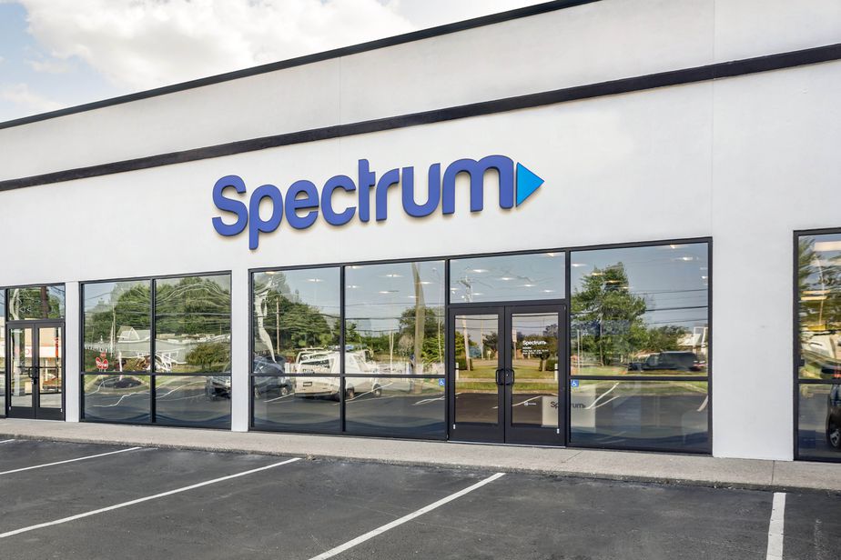 Spectrum - 2608 Scottsville Rd 