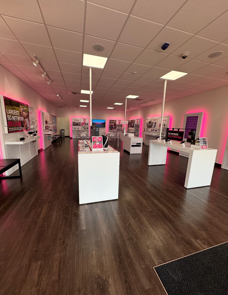 Interior photo of T-Mobile Store at Central & Marmaton, El Dorado, KS