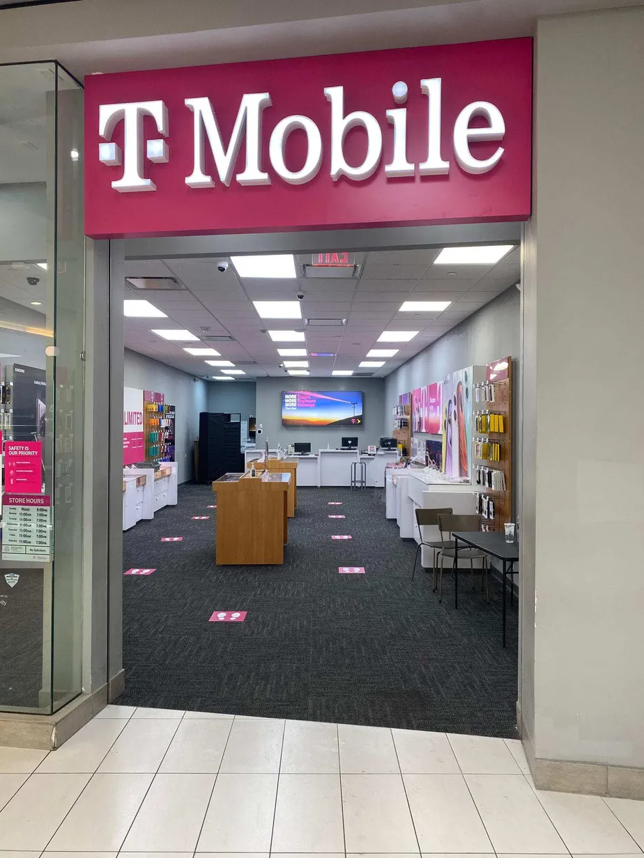 Exterior photo of T-Mobile store at Southpark Mall 12, San Antonio, TX