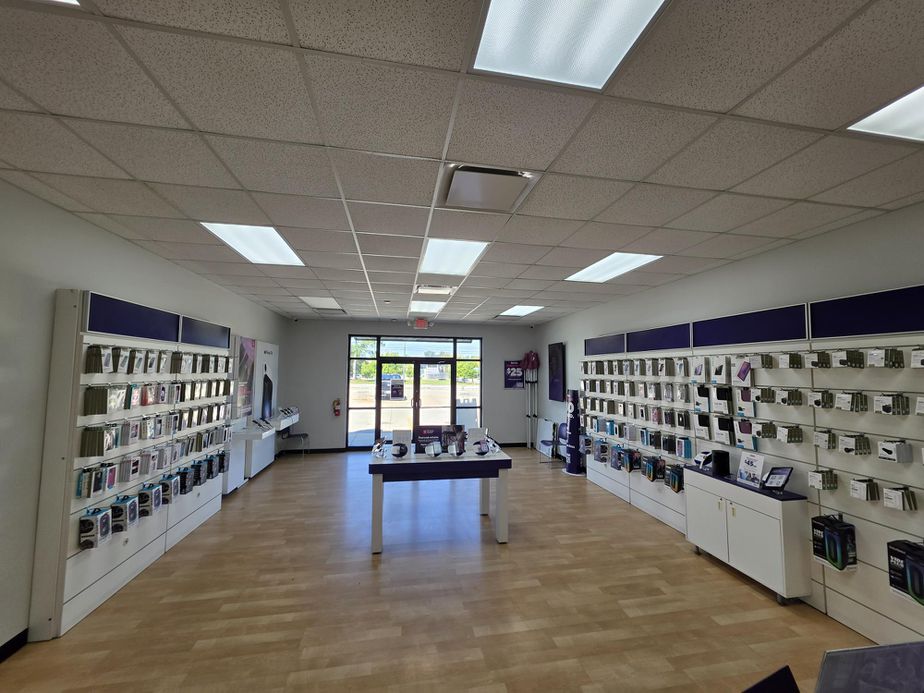 Metro by T-Mobile 1120 Talbotton Rd - 1120 Talbotton Rd 