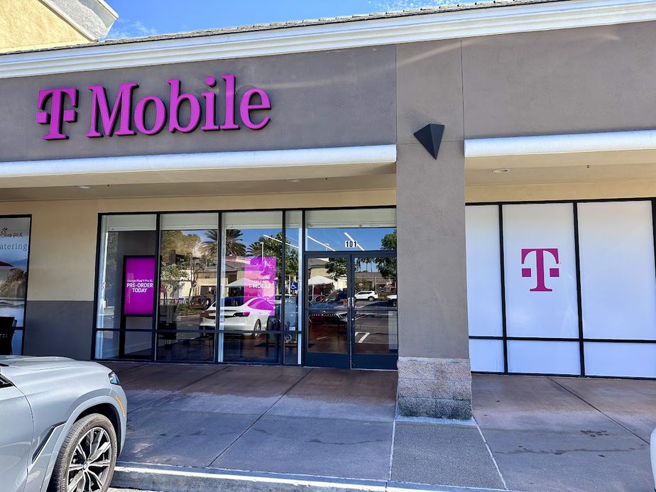 Exterior photo of T-Mobile Store at Aliso Creek Rd & Theatre Ln, Aliso Viejo, CA