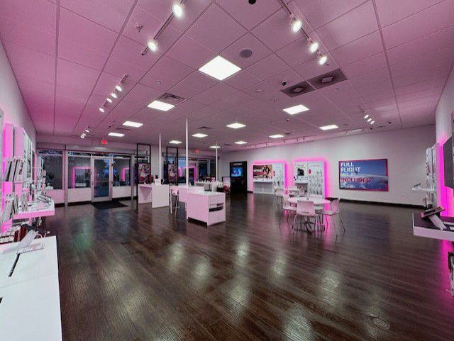 Interior photo of T-Mobile Store at W Lake St & N Itasca Rd, Addison, IL