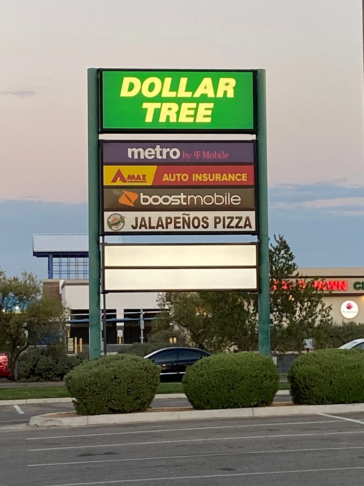 Metro by TMobile 3502 Clark Blvd Laredo, TX