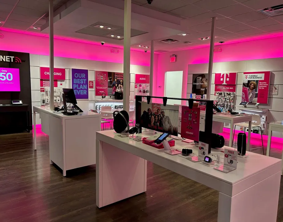 Interior photo of T-Mobile Store at Country Fair Shopping Center, Canton, OH