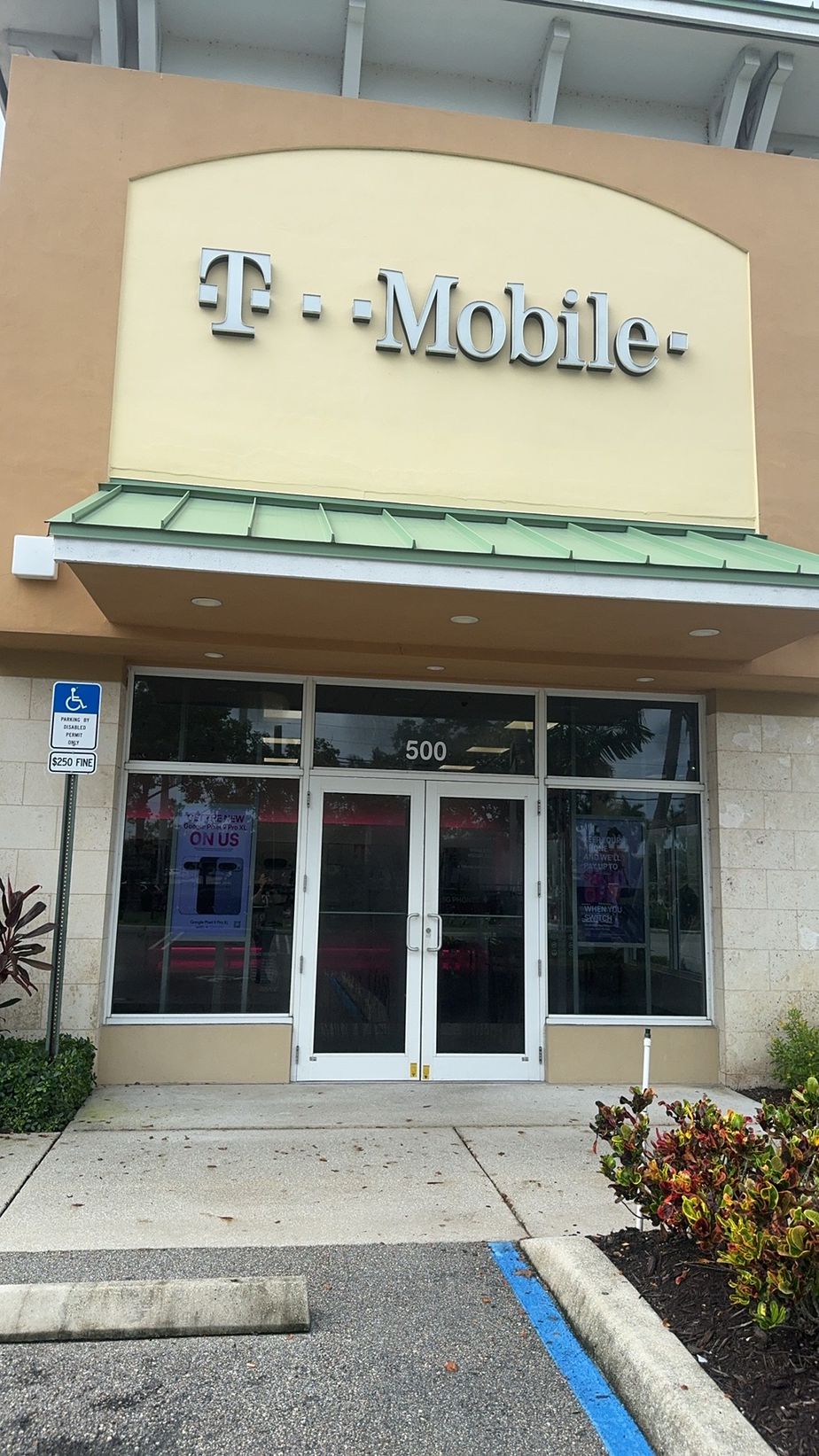 Exterior photo of T-Mobile Store at Okeechobee Blvd & Sr 7, Royal Palm Beach, FL