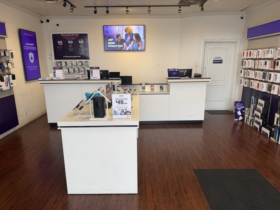 Metro by T-Mobile 270 36th Street - 270 36th Street 