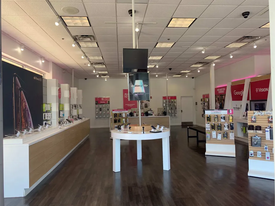 Interior photo of T-Mobile Store at Orchard Rd & Sullivan 3, Aurora, IL