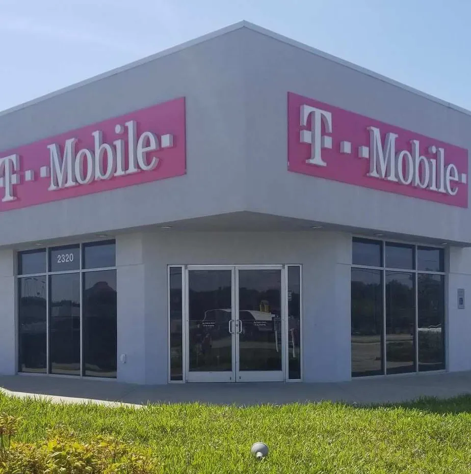 Exterior photo of T-Mobile store at Wilson, Wilson, NC