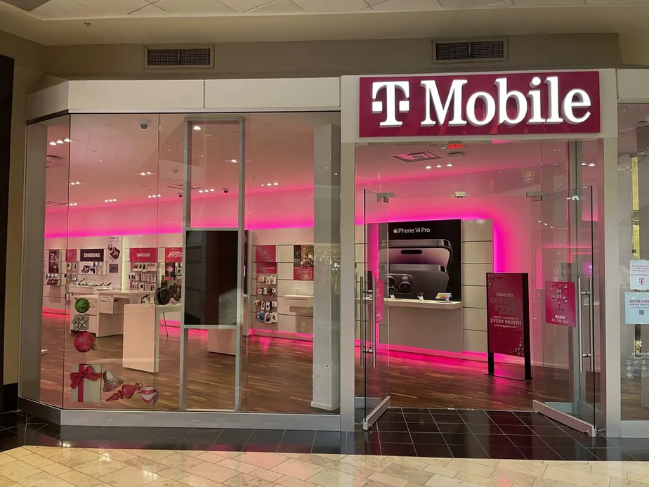 Exterior photo of T-Mobile Store at Ross Park Mall, Pittsburgh, PA