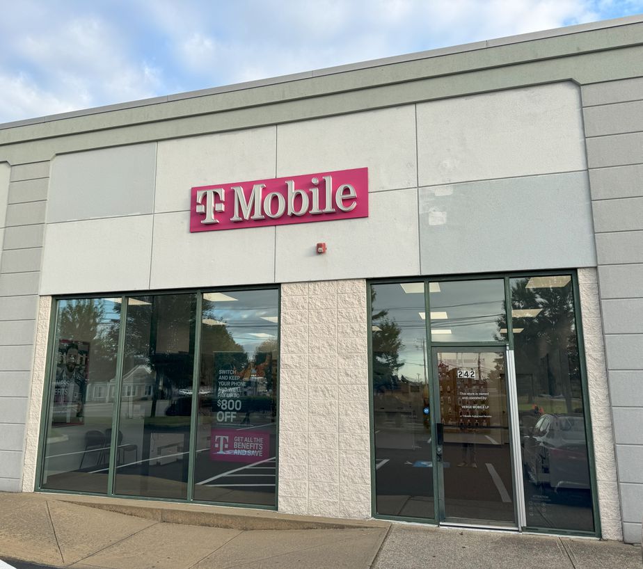 Exterior photo of T-Mobile Store at Bridge St & Alden Rd, Fairhaven, MA