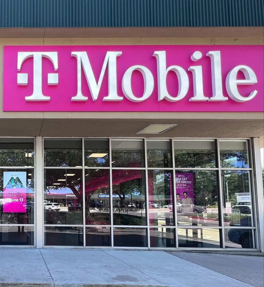 Exterior photo of T-Mobile Store at Wynnewood Village, Dallas, TX