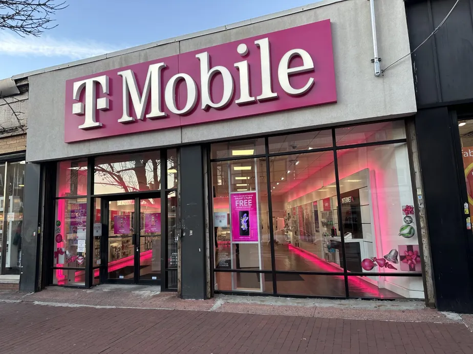 Exterior photo of T-Mobile Store at Jamaica & Sutphin, Jamaica, NY