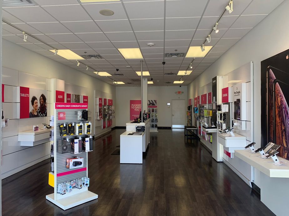 Interior photo of T-Mobile Store at Farm Rd 518 & Hanson Rd, Kemah, TX