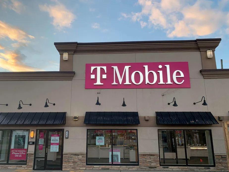 Exterior photo of T-Mobile store at Clyde Park Ave Sw & 28th St Sw, Wyoming, MI