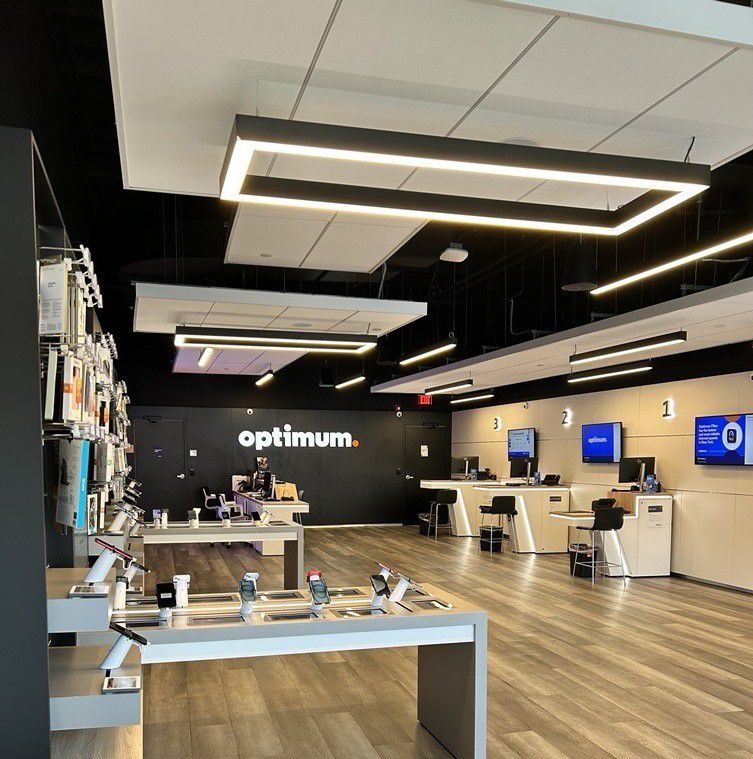 Mount Kisco 8561 Inside Store.jpg