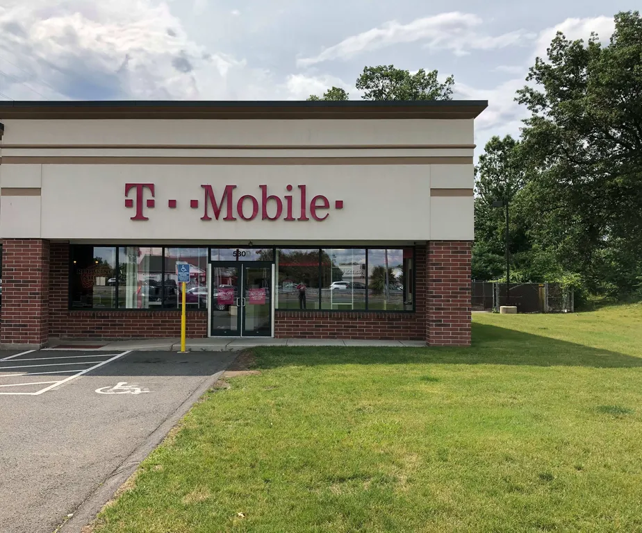 Exterior photo of T-Mobile store at Memorial Blvd & I-90, Chicopee, MA
