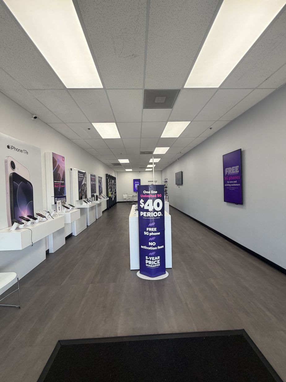 Metro by T-Mobile 3520 Ming Avenue - 3520 Ming Avenue 
