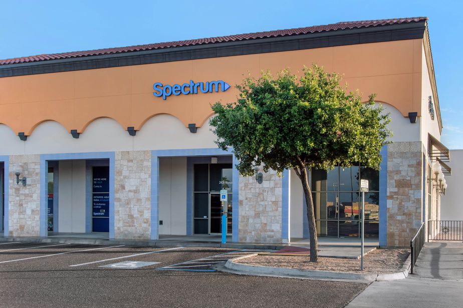 Spectrum - 2438 Monarch Dr 