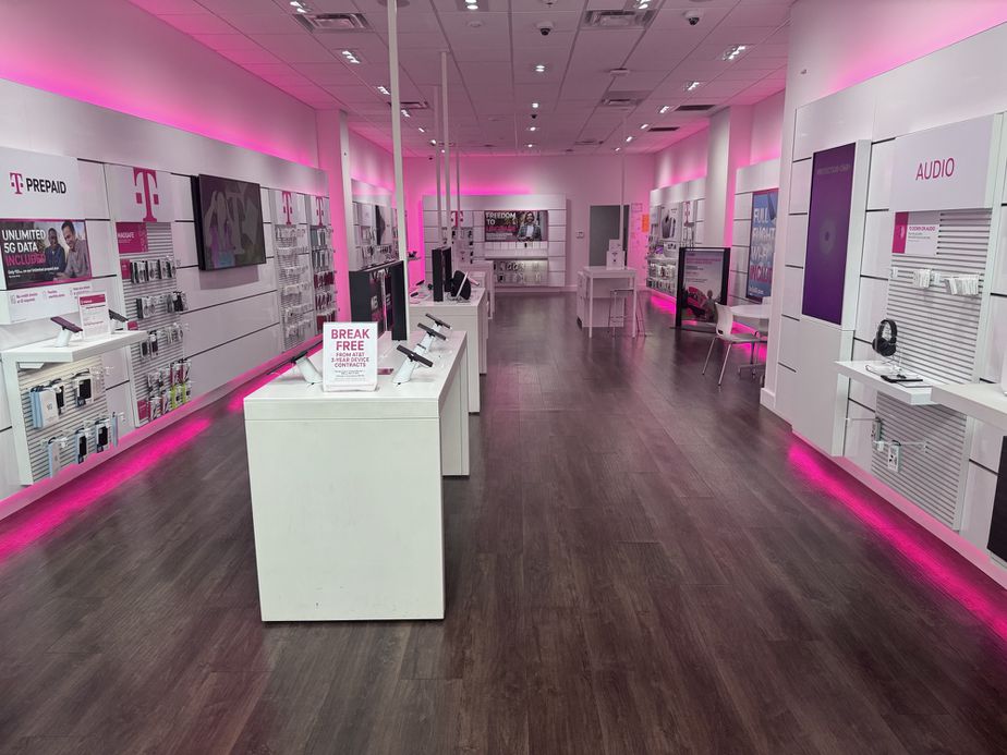 Interior photo of T-Mobile Store at Court & Livingston, Brooklyn, NY