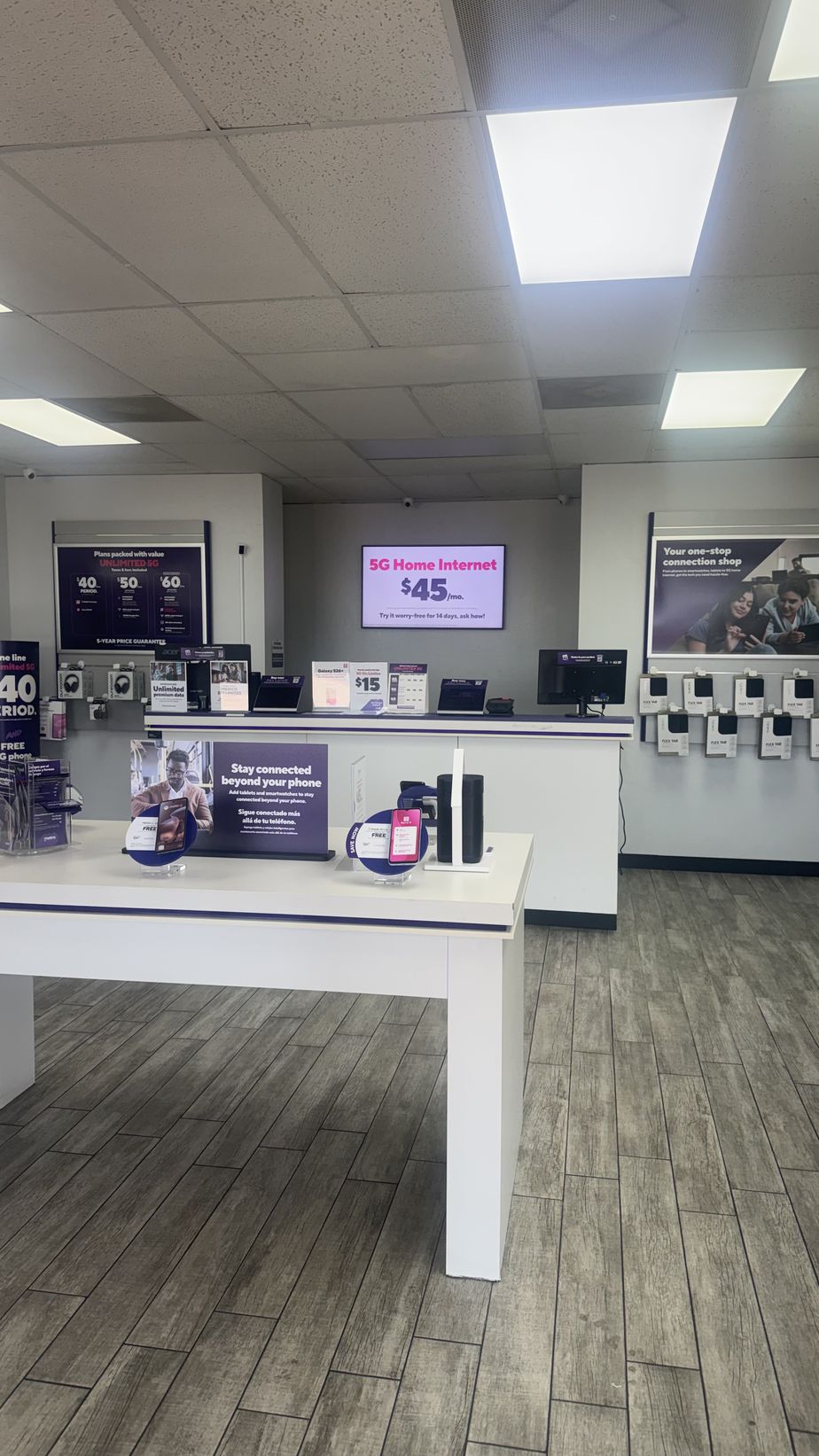 Metro by T-Mobile 2652 Highway 36 S - 2652 Highway 36 S 