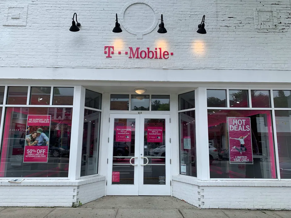  Exterior photo of T-Mobile store at S Moger Ave & Main St, Mt Kisco, NY 