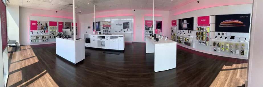 Interior photo of T-Mobile Store at Eastbrooke Point Dr & Old Mill Rd, Mt Washington, KY