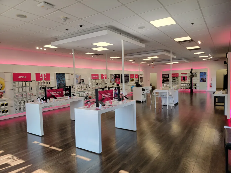  Interior photo of T-Mobile Store at Grand & Route 66, Glendora, CA 